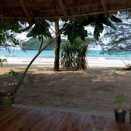 Tawan Bar And Bungalow Ko Phra Thong Exterior foto